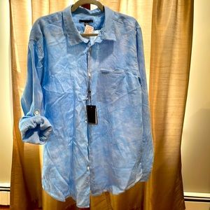 John Varvatos NEW Gorgeous casual button shirt.  Sleeve roll-up, button.